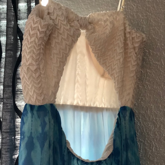 Cream and blue sundress sz juniors large - Picture 4 of 4